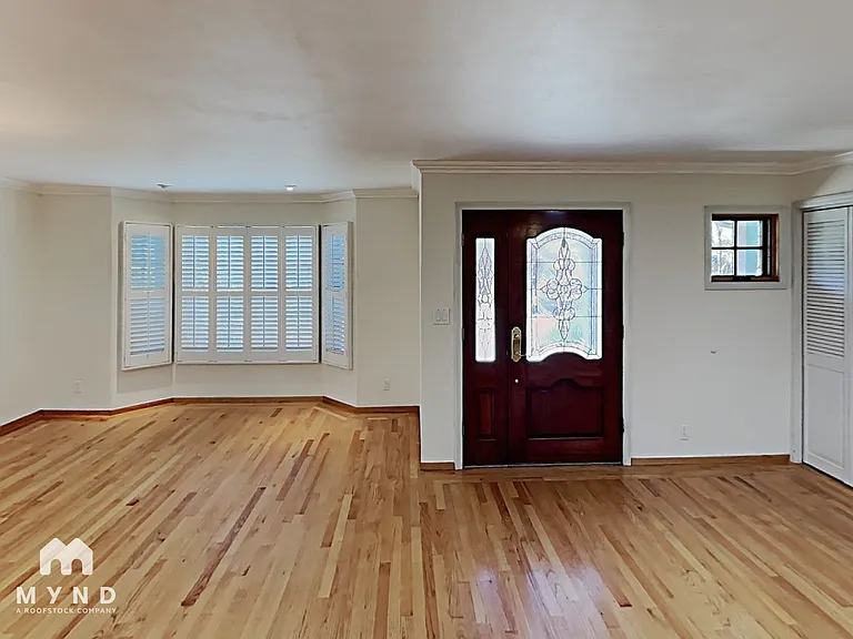10924 Barranca Dr — Photo 4