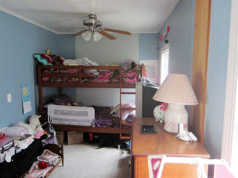 2nd image of 9 Orchard St
