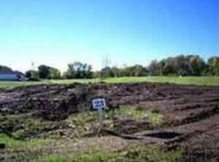 3955 W Kimberly Ave #LT23, Greenfield, WI 53221