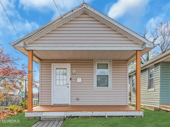 29 Drives James Parker Blvd, Red Bank, NJ 07701
