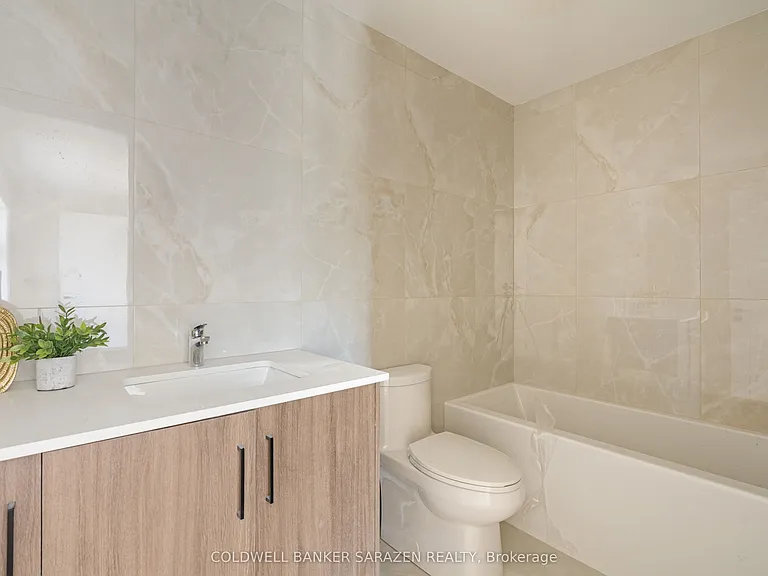 10 McArthur Ave #301 — Photo 22