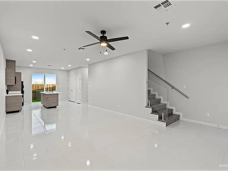 3512 Vanessa Ln #2 — Photo 5
