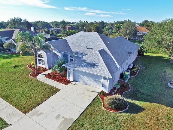 2nd image of 854 Woodbine Dr