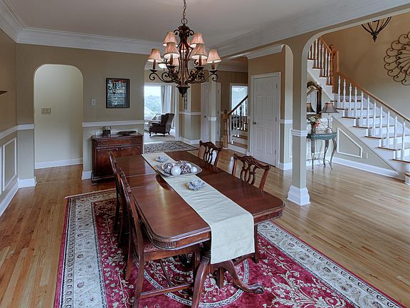 4th image of 7417 Amberwood Dr