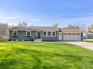 4640 Fennessy St SW, Grand Rapids, MI 49534