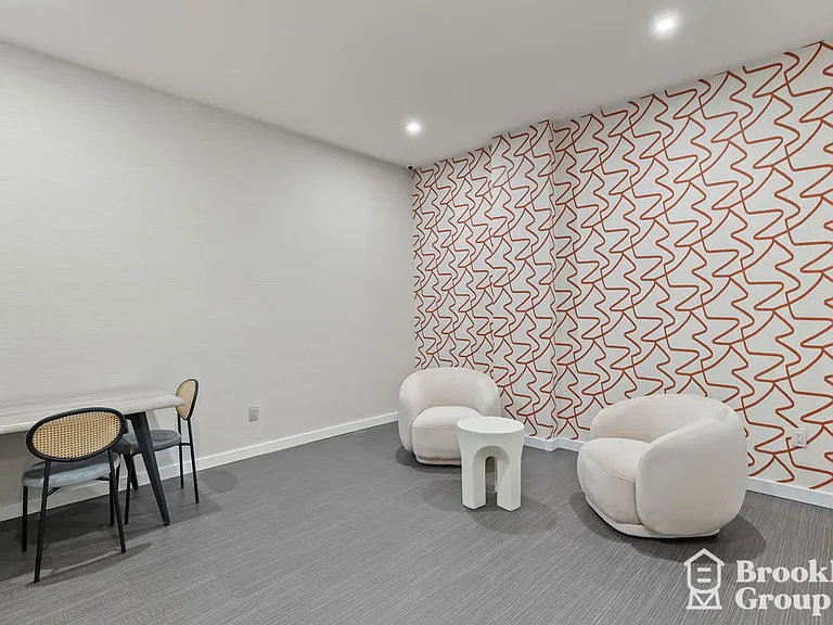 556 Baltic St #508 — Photo 32