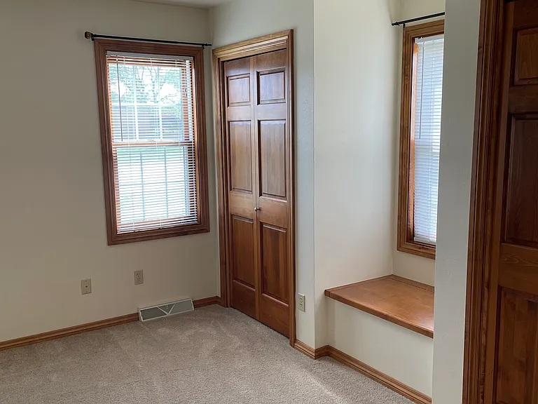 772 Scheuring Rd — Photo 11