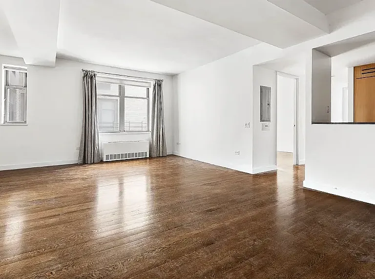 100 W 58th St #10G — Photo 4