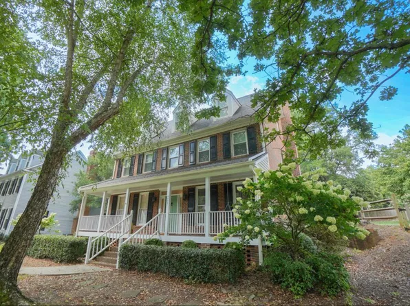 6932 Foxglove Dr, Charlotte, NC 28226