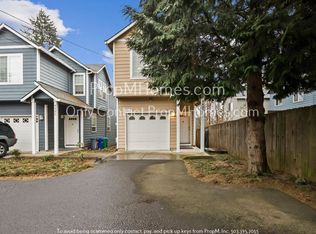 8422 SE Clinton St, Portland, OR 97266