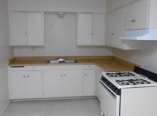 828 Sutter Ave APT D, Modesto, CA 95351