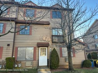 166 Richmond Hill Rd, Staten Island, NY 10314