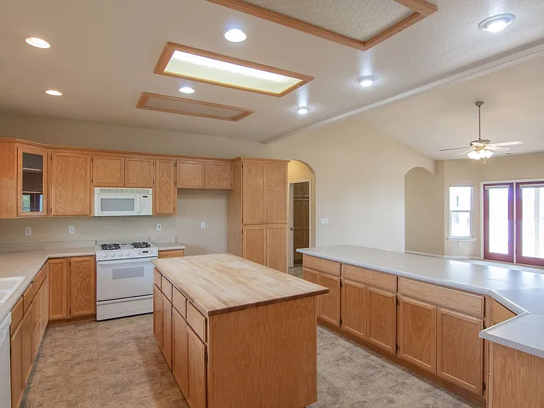 18830 Blythe Way — Photo 10