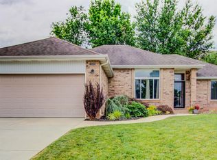1022 W Cypress St, Springfield, MO 65807