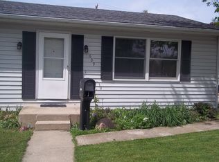 609 E South St, Albion, IN 46701