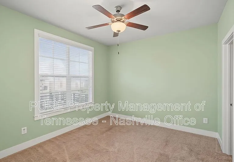 729 Cottage Park Dr — Photo 10