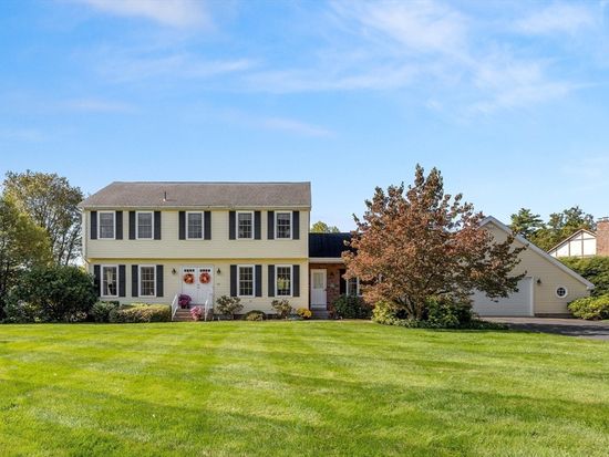 20 Bondsville Rd, Ludlow, MA 01056