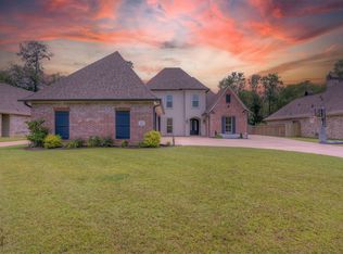 444 Long Acre Dr, Bossier City, LA 71111