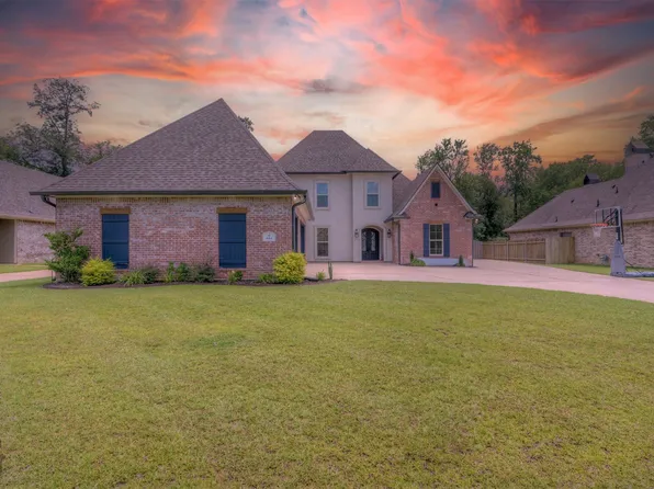 444 Long Acre Dr, Bossier City, LA 71111