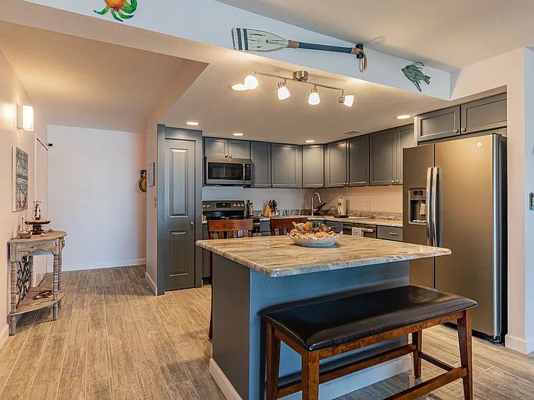 800 S Gulfview Blvd #203 — Photo 5