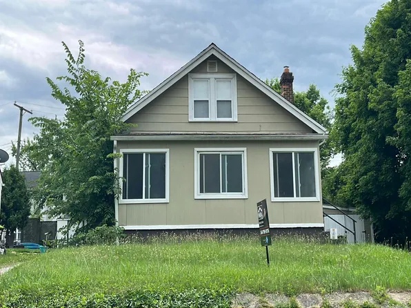 315 Brain Ave, Belleville, MI 48111