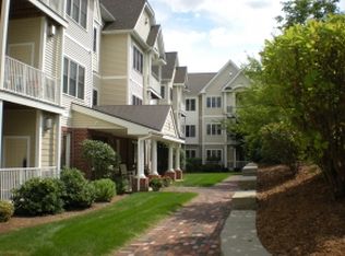 160 Daniel Webster Hwy APT 105, Nashua, NH 03060