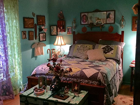 2 nd bedroom 