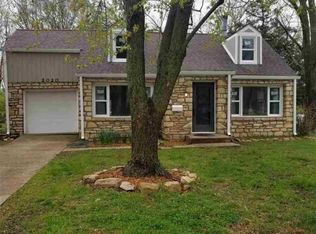 2020 SW Arnold Ave, Topeka, KS 66604