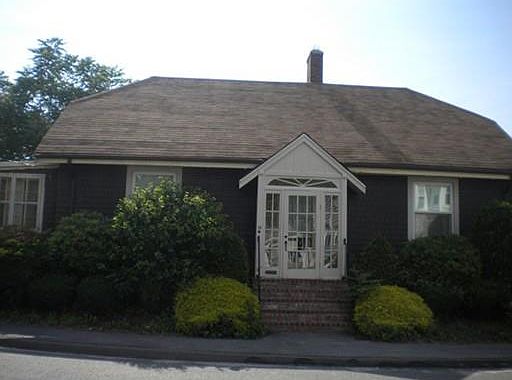 2nd image of 24 Fayette Pl