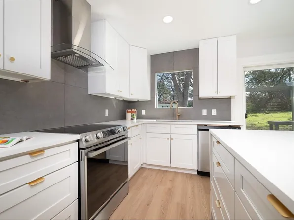 5107 Woodgreen Cv NW, Austin, TX 78745