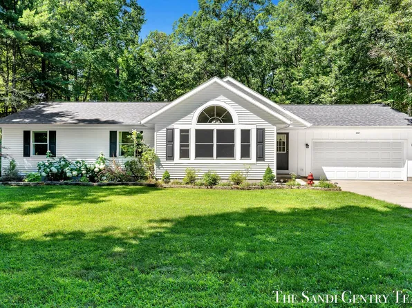 4247 Duck Creek Ln, Whitehall, MI 49461