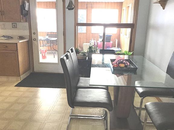 4th image of 29 N Lyons Cres