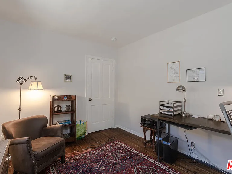10959 Strathmore Dr — Photo 22