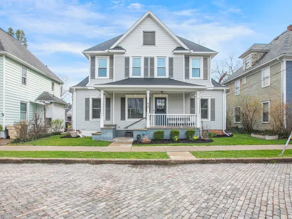 820 Ashland Ave, South Bend, IN 46616