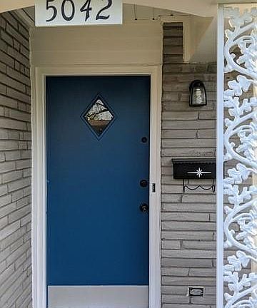 3rd image of 5042 Hershey Dr