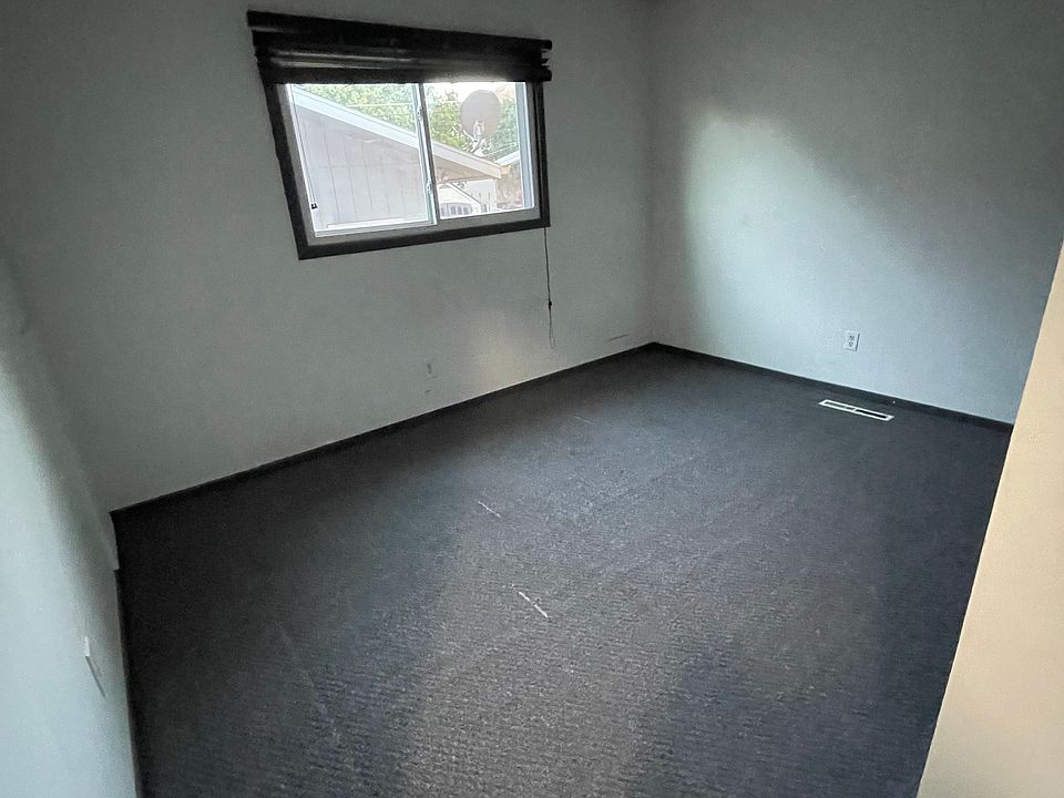 1st image of 1916 40th Ave