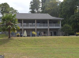 106 Lakeview Cir NE, Milledgeville, GA 31061