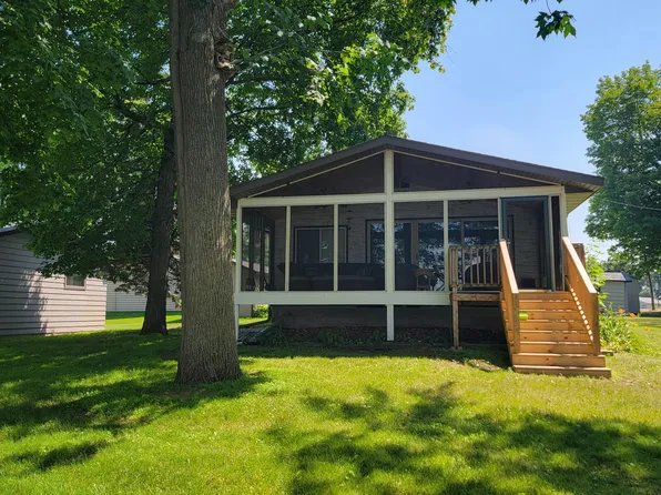 3454 Vista Rd, Isle, MN 56342