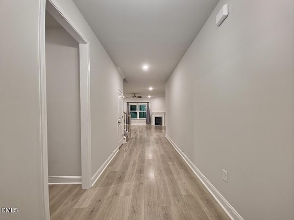 2nd image of 1491 Ponderosa Trl