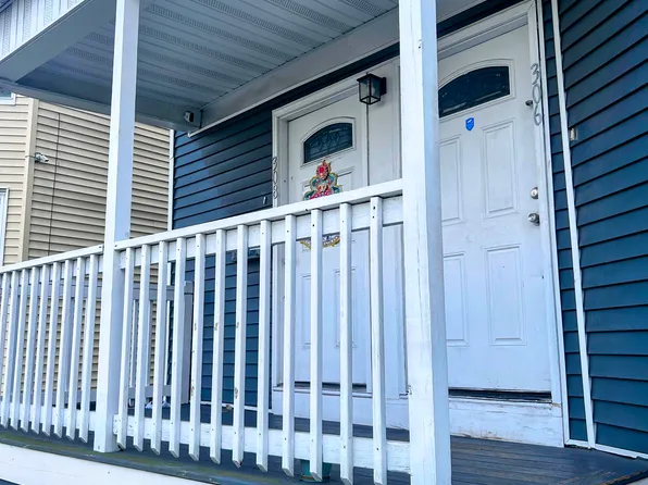 306 Potters Ave Floor 3, Providence, RI 02905