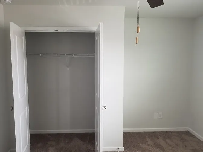 Room for rent — Photo 2