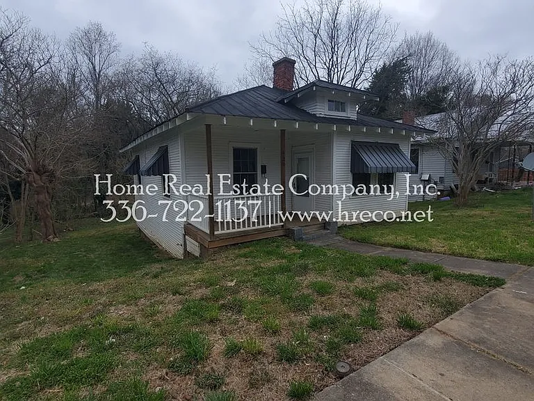 920 N Jackson Ave — Photo 1