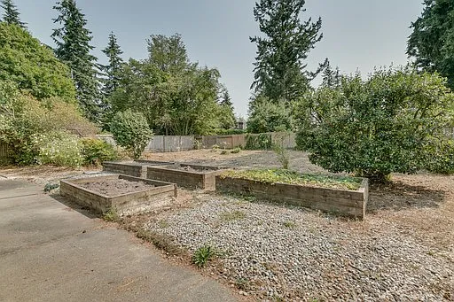 12631 SE 27th St — Photo 19