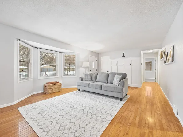 7808 Aster Dr, Minneapolis, MN 55428