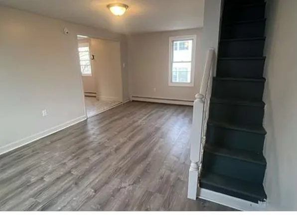 10 Belgium St, Newark, NJ