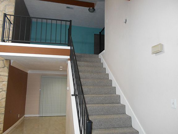 2nd image of 5738 Easthampton Dr