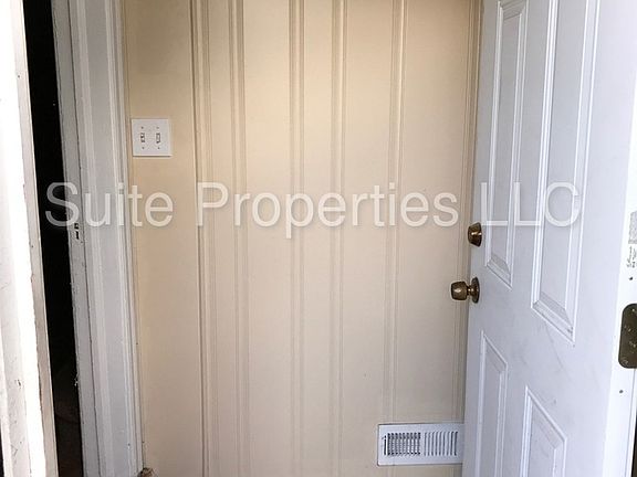 2nd image of 10800 E Outer Dr