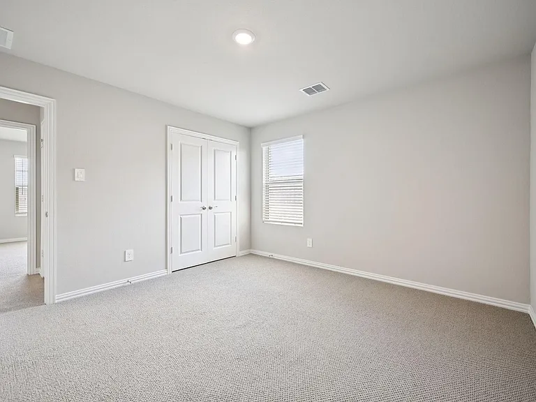718 London Town Ln — Photo 26