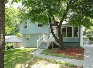 109 Cedar Ridge Trl, Lawrenceville, GA 30046