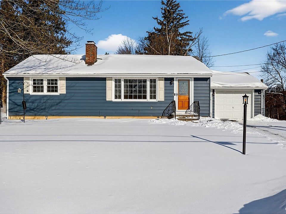 1st image of 106 W Dauenhauer St